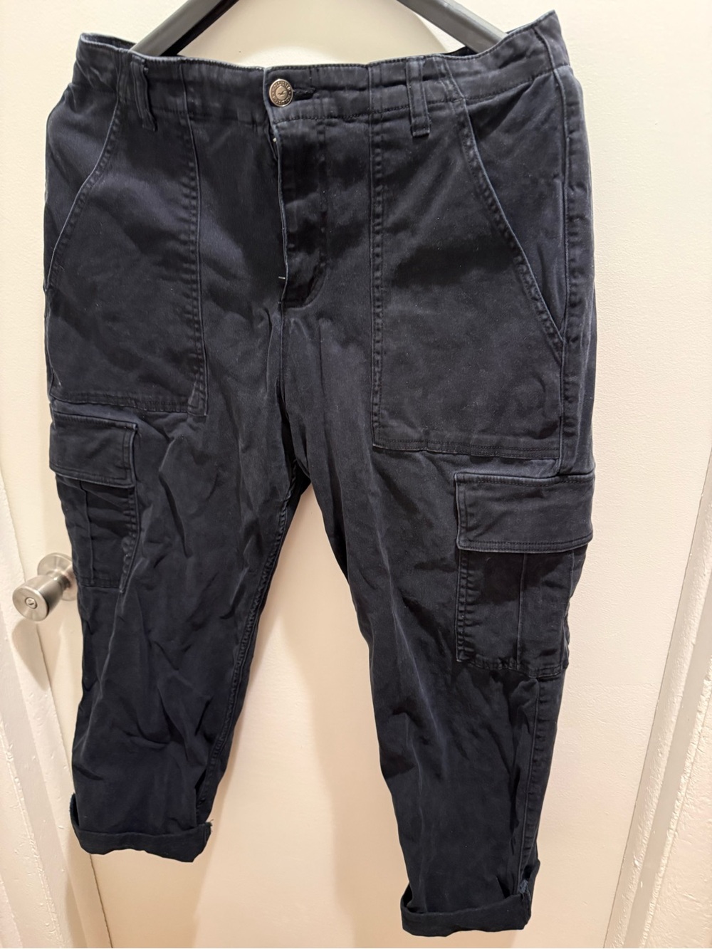 Hollister women’s Black Cargo Pants - Classic Utility Style